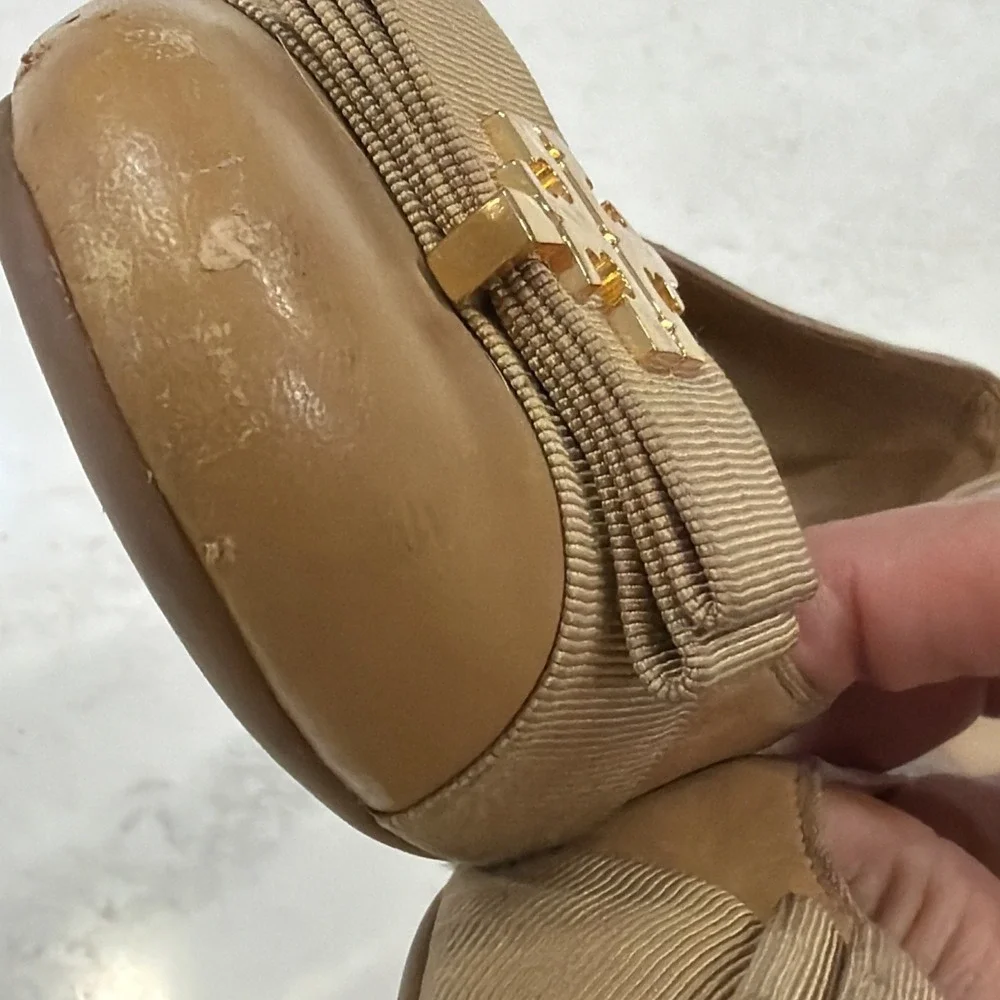Tory Burch Flats – Tan Leather Size 7